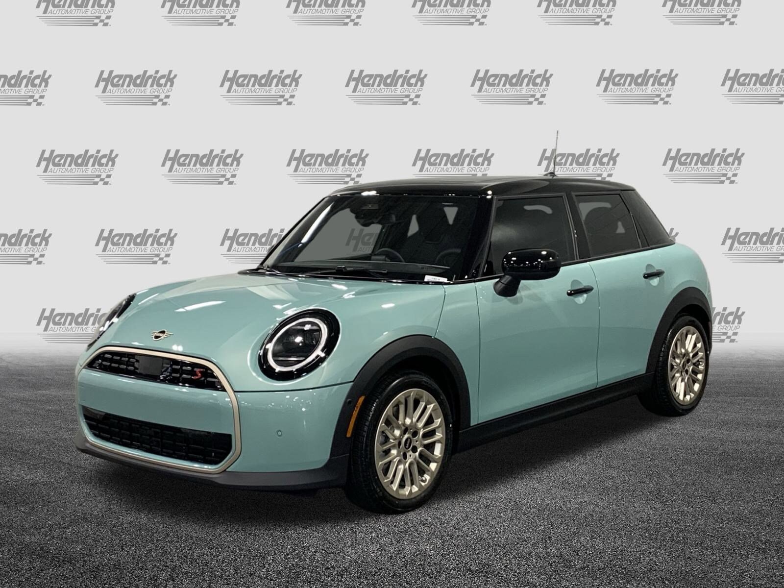 2026 Mini Cooper Hardtop S photo 3