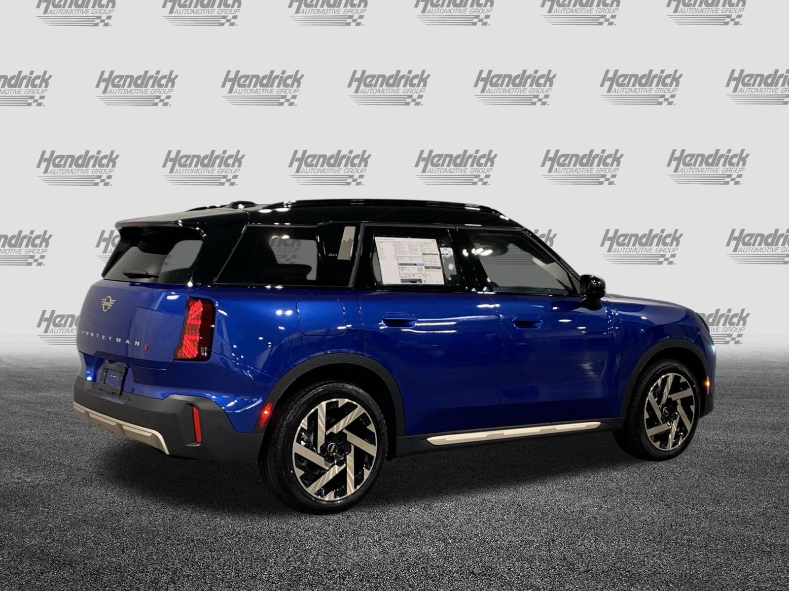 2025 MINI Countryman S photo 6