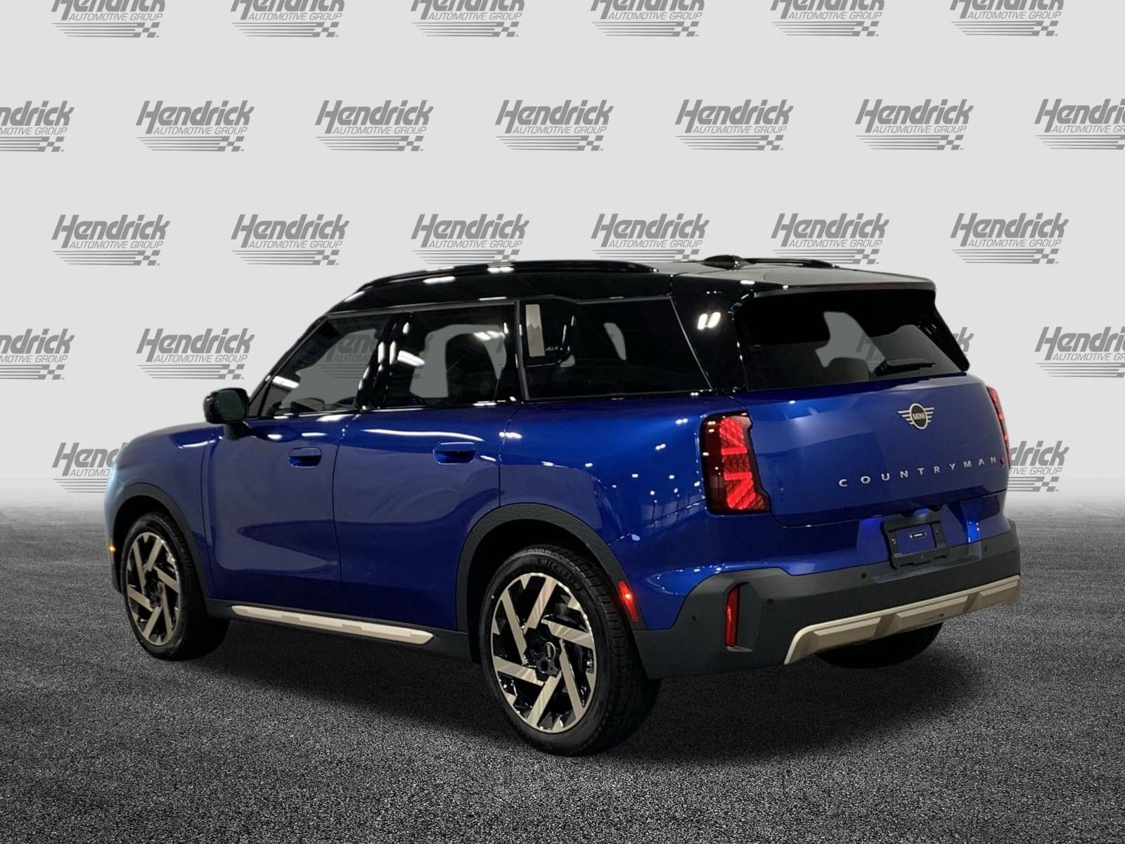 2025 MINI Countryman S photo 4