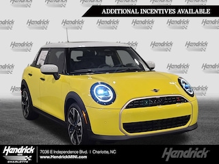 2026 MINI 4 Door Signature Plus Hatchback
