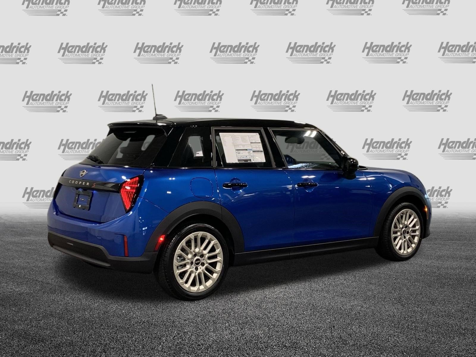 2025 MINI Hardtop 4 Door Cooper S photo 6