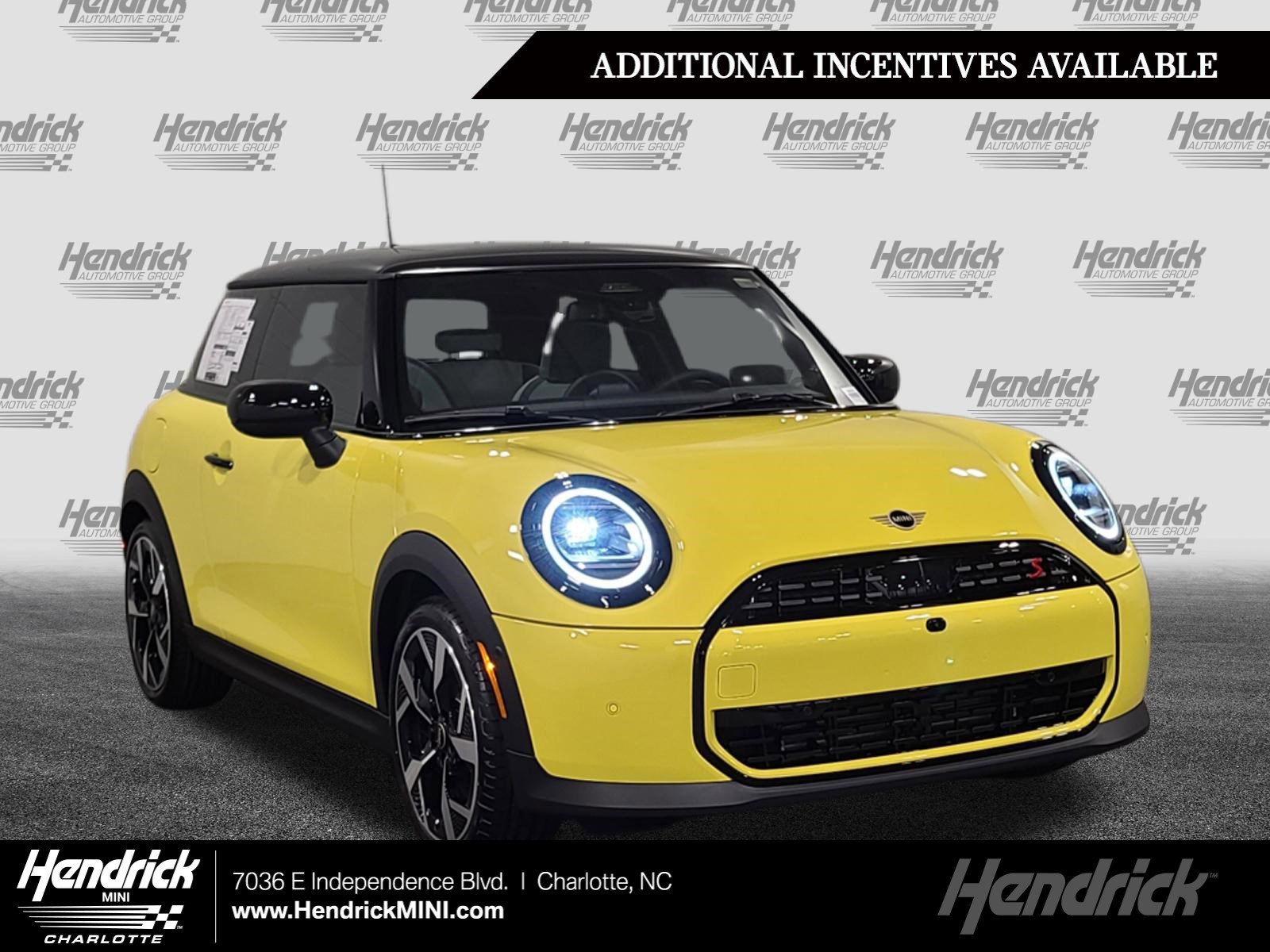 2026 MINI Hardtop Cooper S's photo