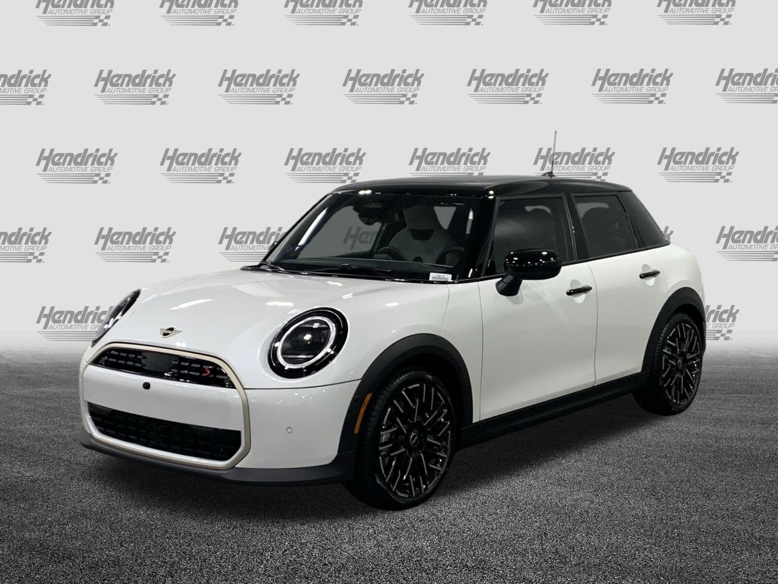 2026 Mini Cooper S Iconic photo 3