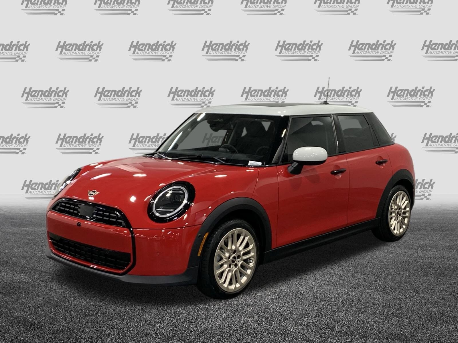 2026 Mini Cooper Iconic photo 3