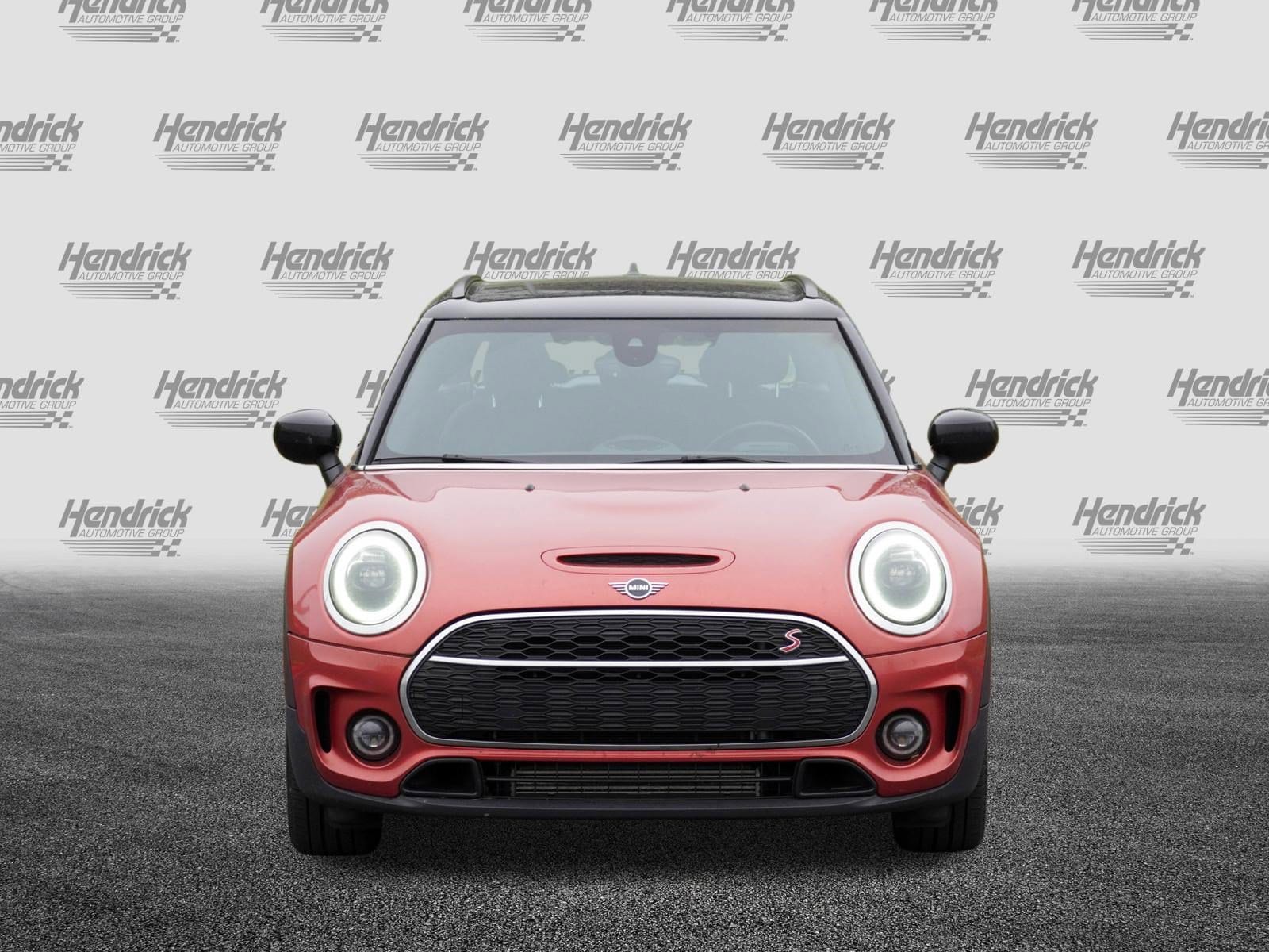 2023 MINI Clubman Cooper S photo 2