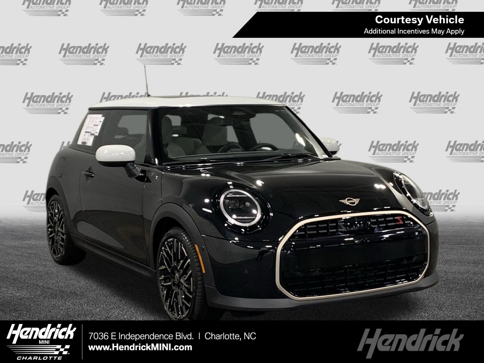 2026 MINI Hardtop Cooper S's photo