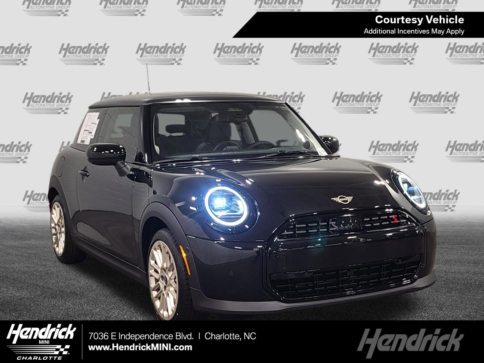 2026 MINI Hardtop Cooper S's photo