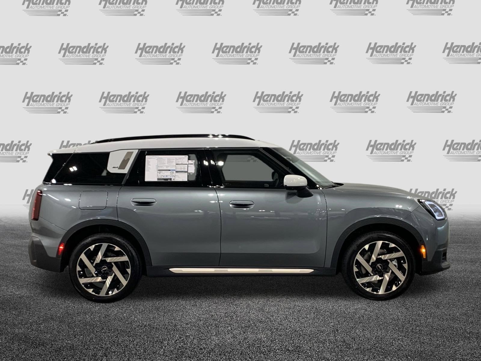 2026 MINI Countryman S photo 3