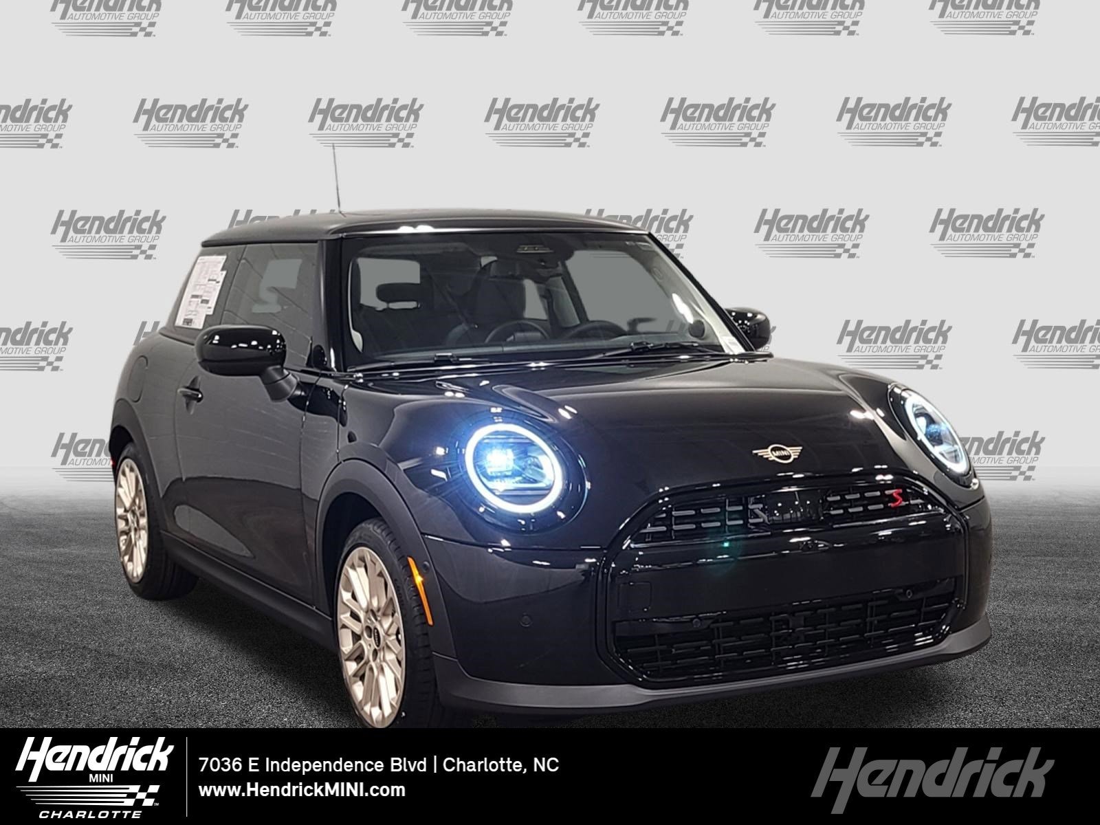 2026 MINI Hardtop Cooper S's photo