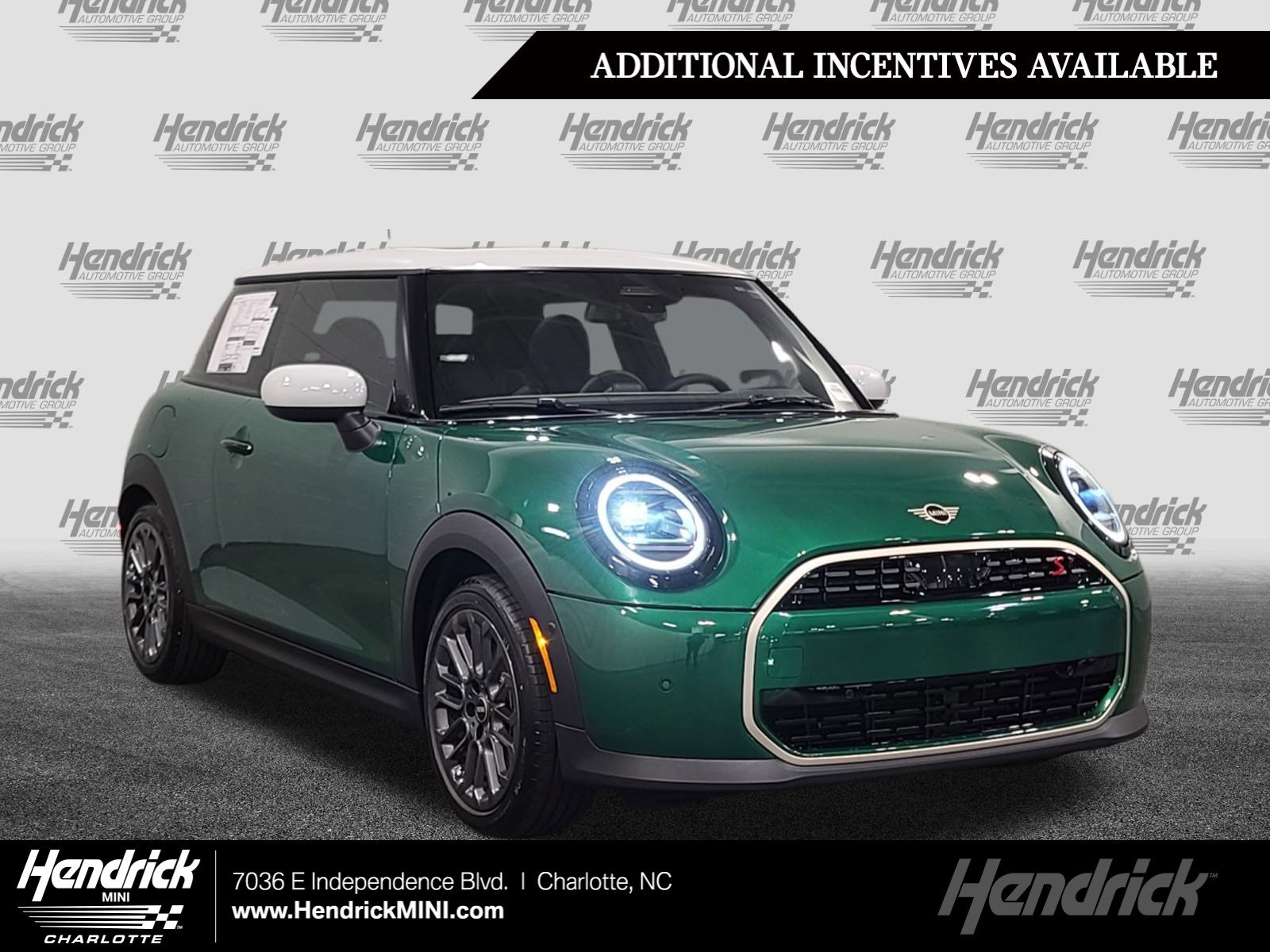 2026 MINI Hardtop Cooper S's photo