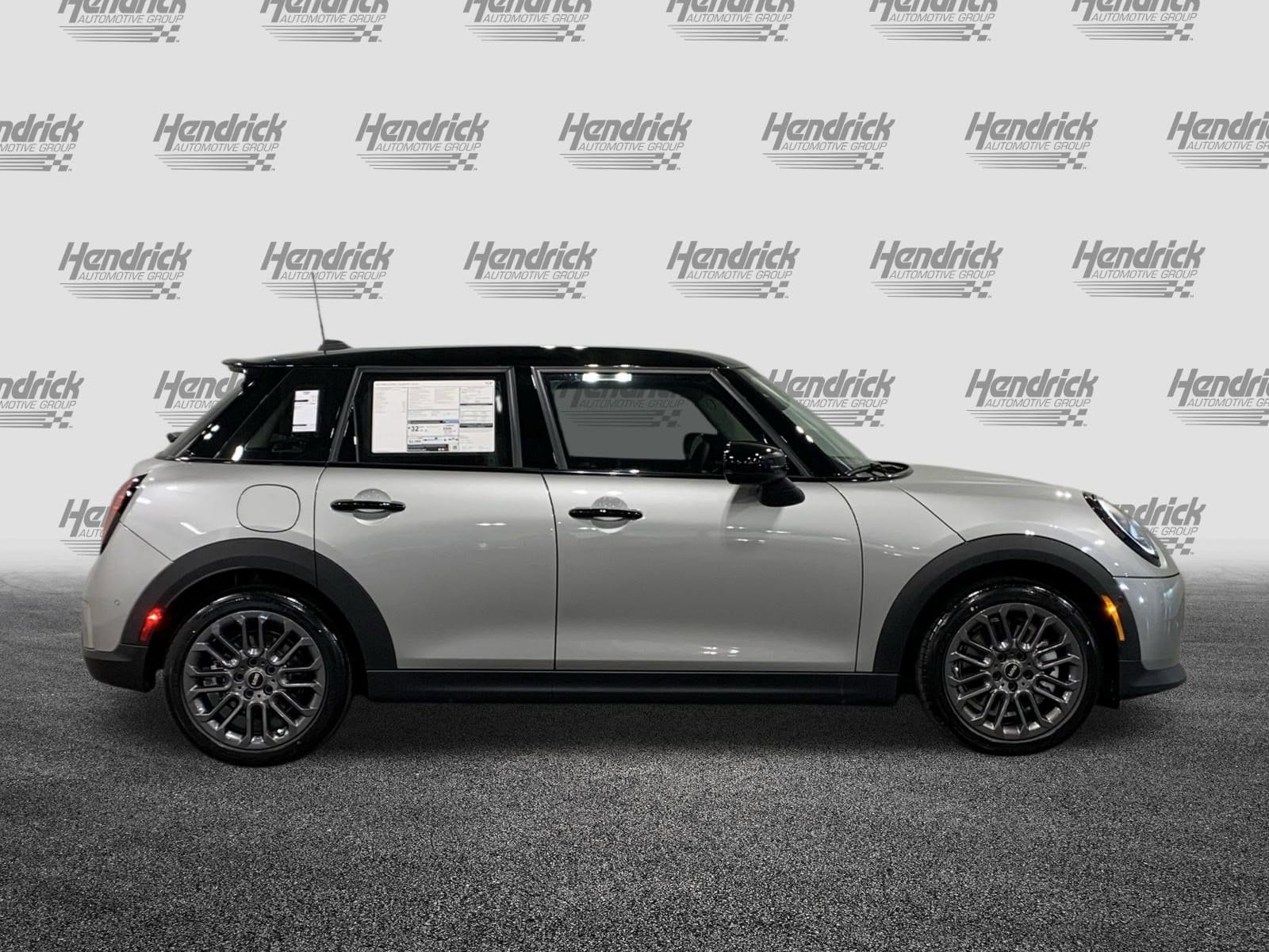 2025 MINI Hardtop 4 Door Cooper S photo 3