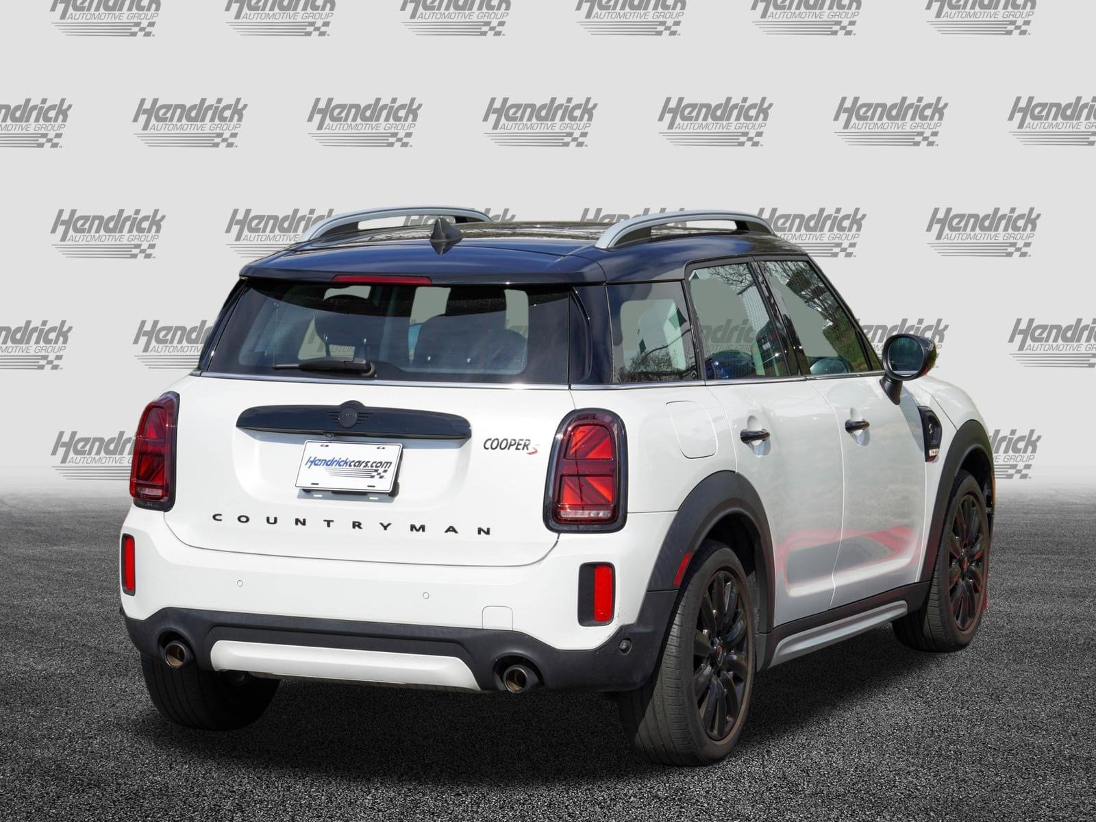 2023 MINI Countryman Cooper S photo 3