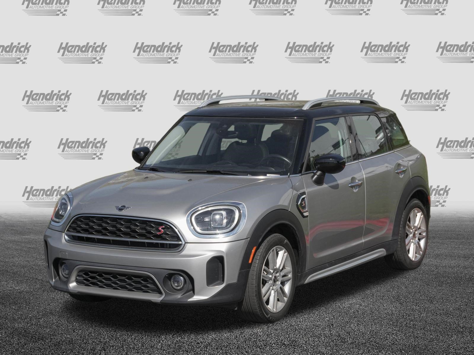 2023 MINI Countryman Cooper S photo 4