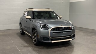 2026 MINI Countryman Iconic SUV