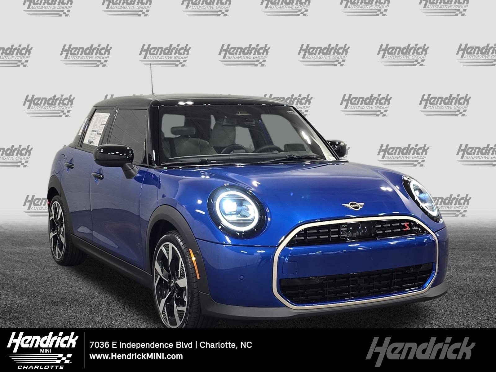 2026 MINI Hardtop 4 Door S's photo
