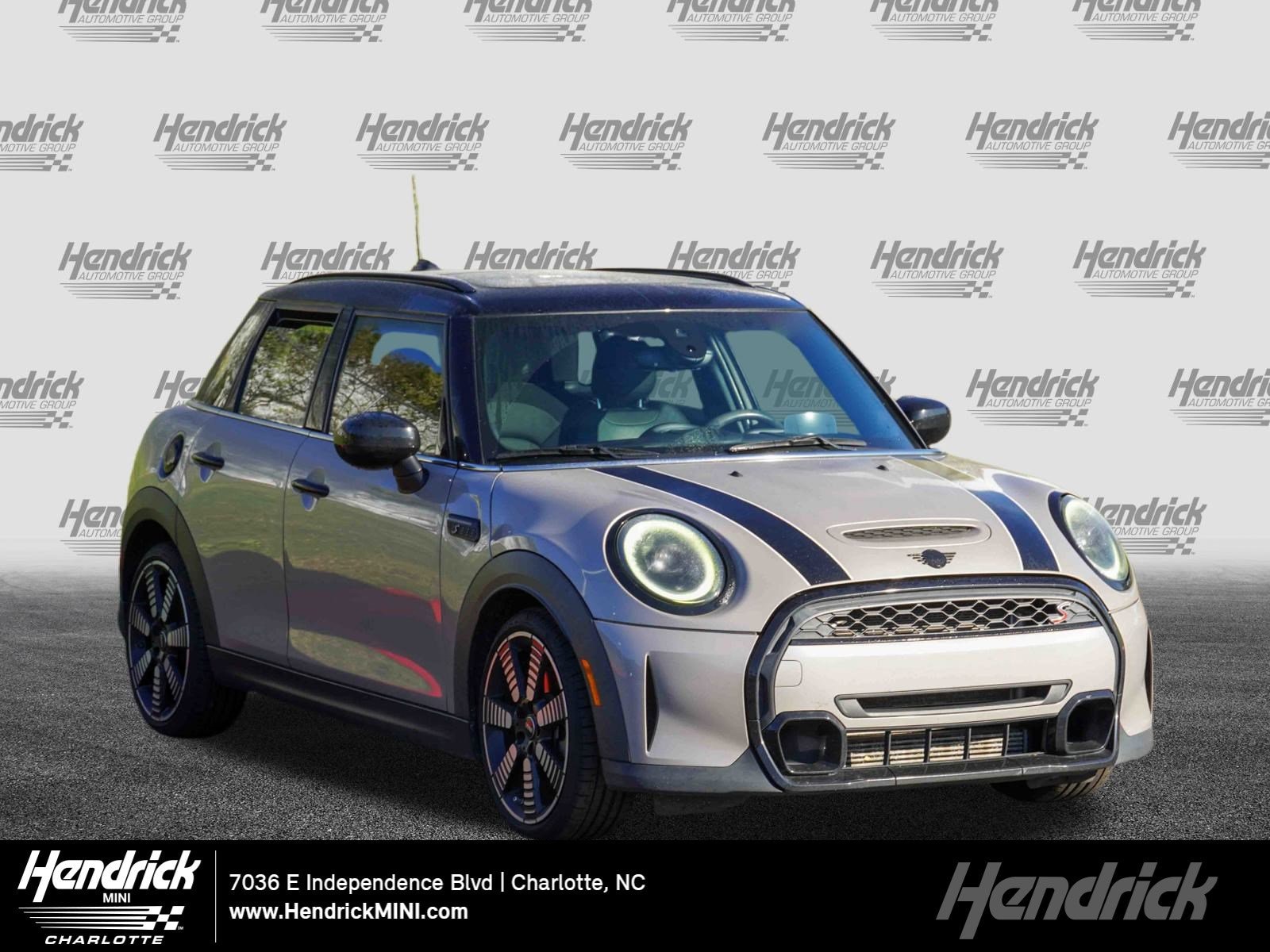 2022 MINI Hardtop 4 Door S's photo