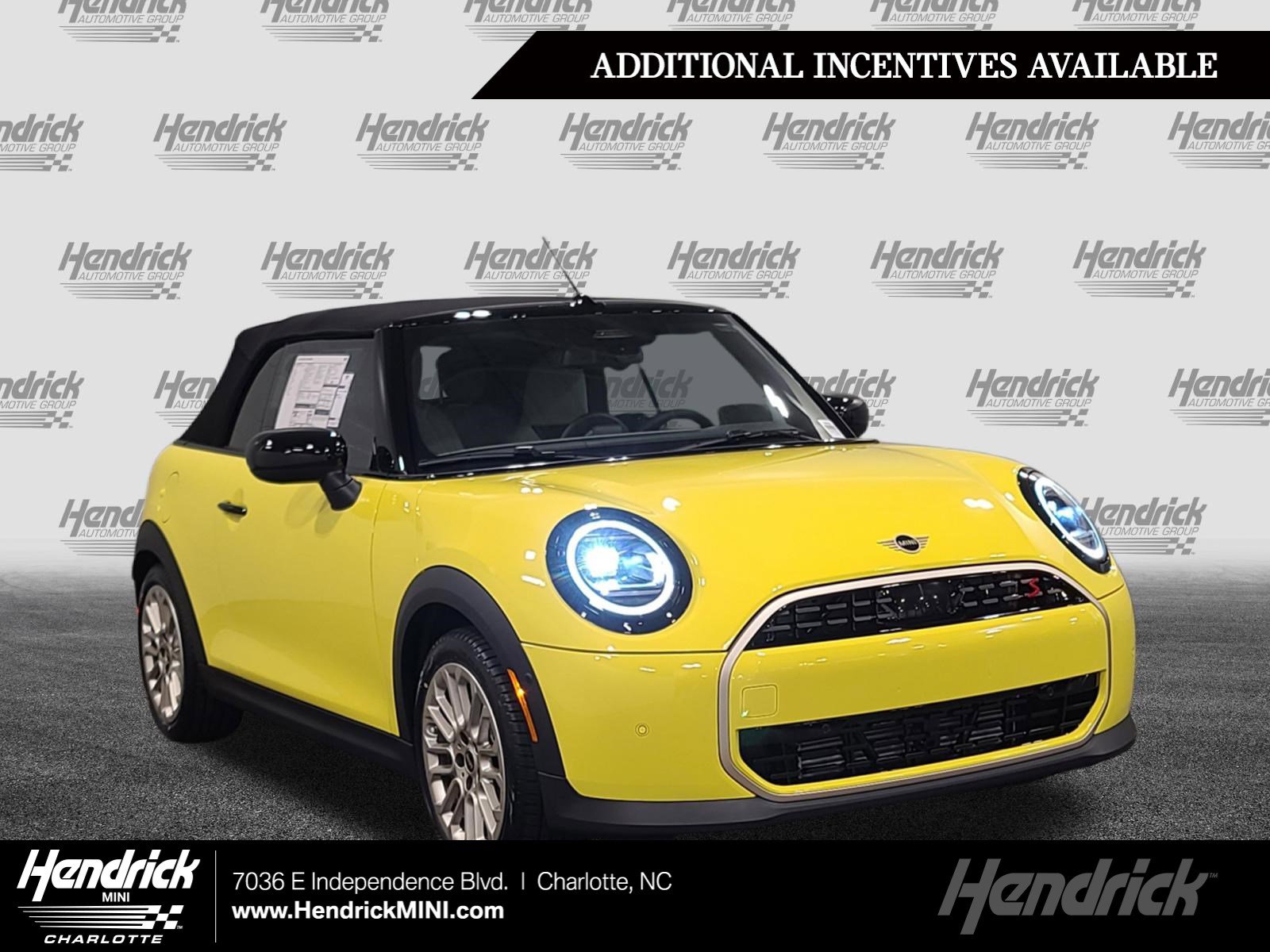 2026 MINI Convertible Cooper S's photo