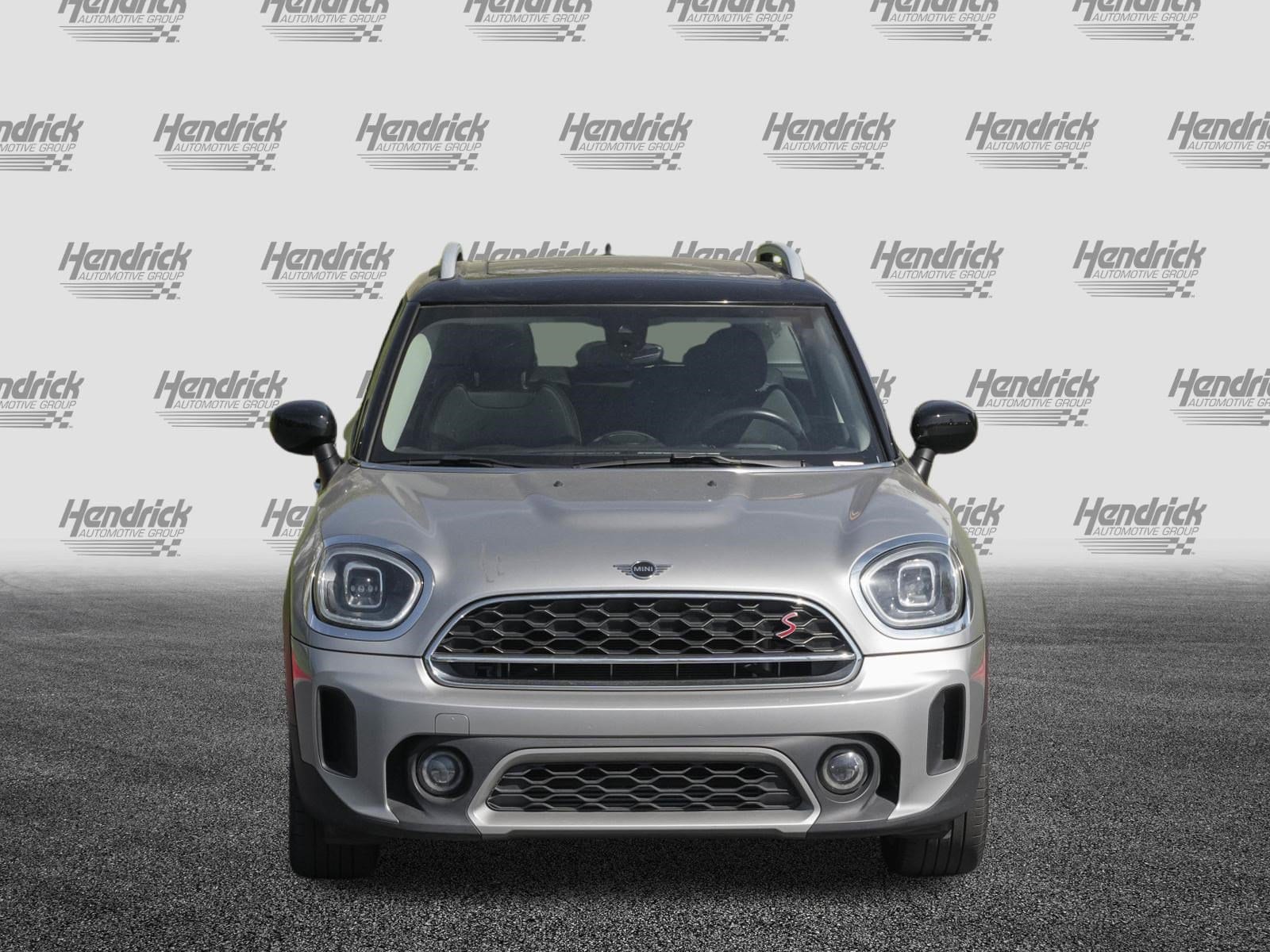 2023 MINI Countryman Cooper S photo 2