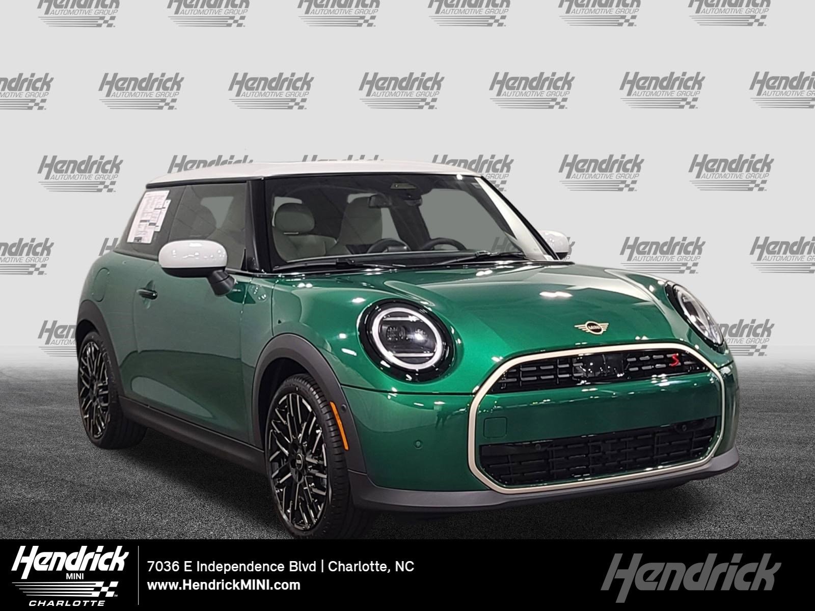2026 MINI Hardtop Cooper S's photo