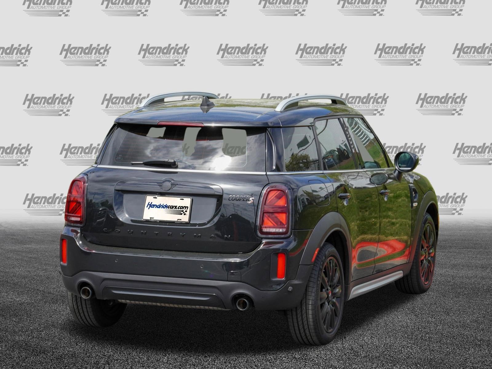 2024 MINI Countryman Cooper S photo 3
