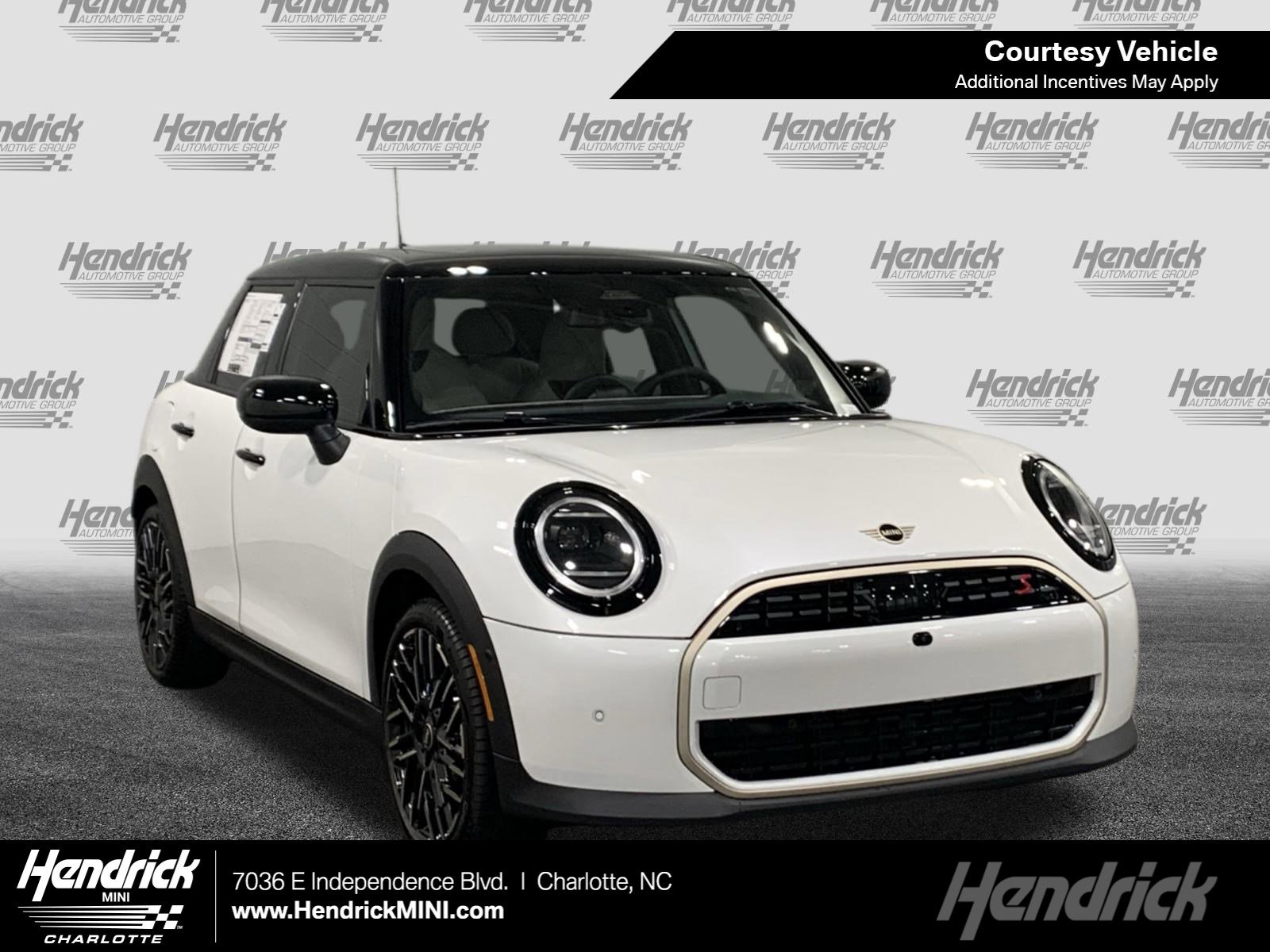 2026 MINI Hardtop Cooper S's photo