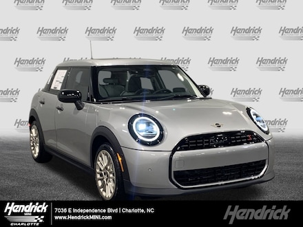 2025 MINI Hardtop 4 Door Signature Plus Hatchback