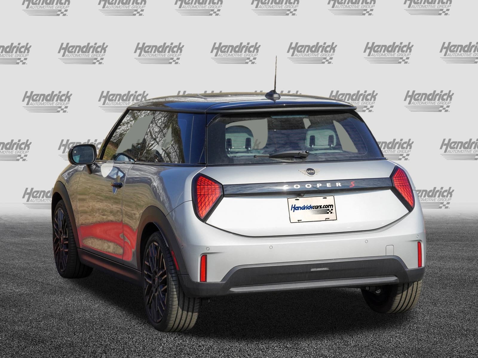 2025 MINI Hardtop 2 Door Cooper S photo 5