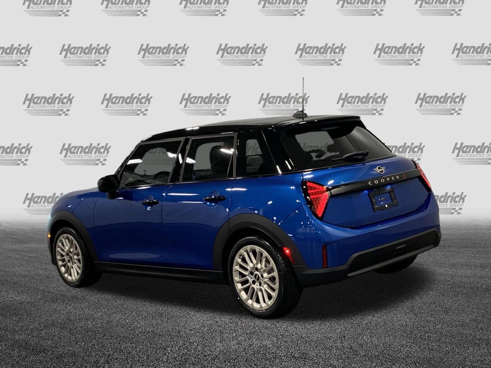2025 MINI Hardtop 4 Door Cooper S photo 4