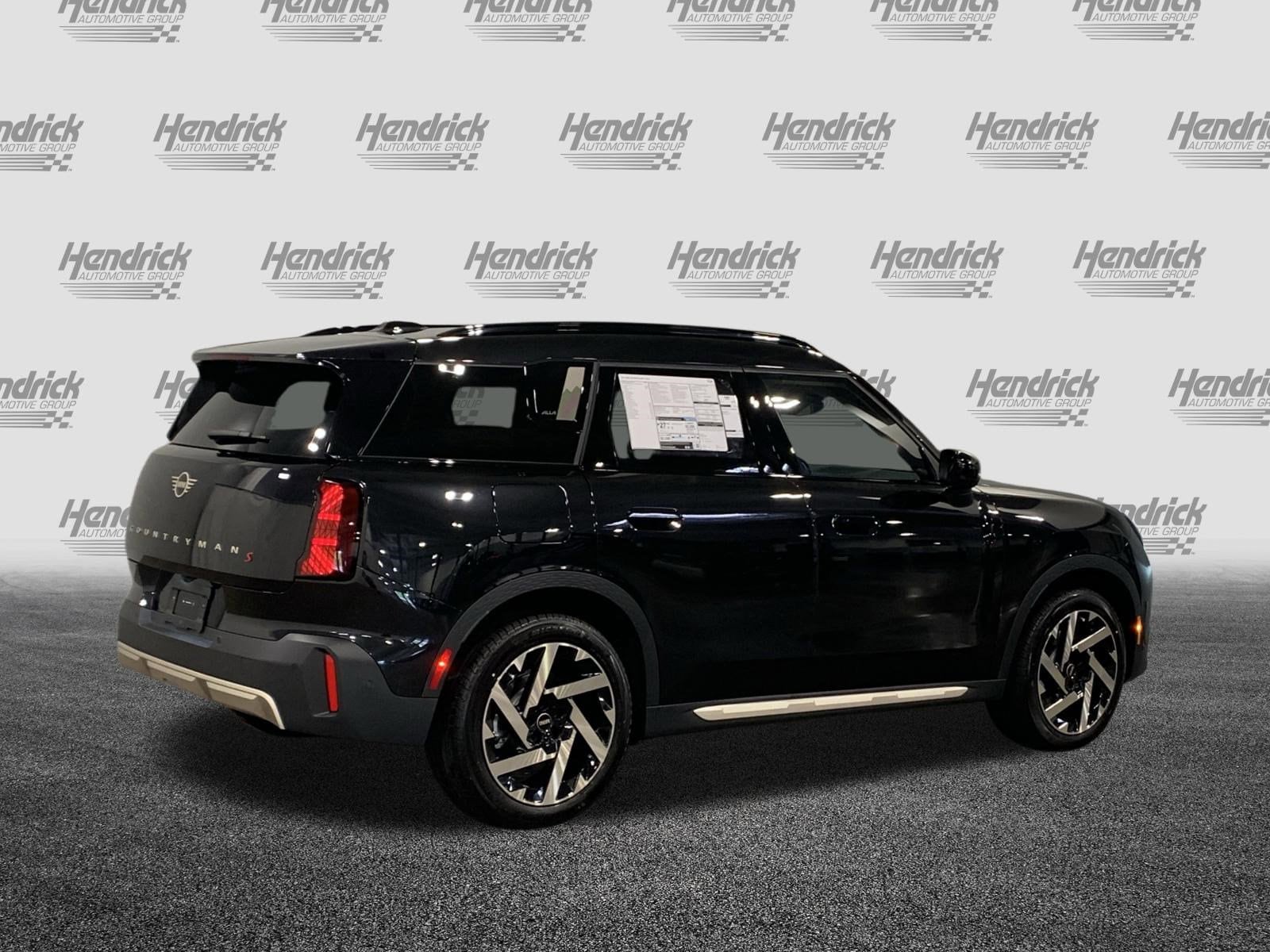 2025 MINI Countryman S photo 6