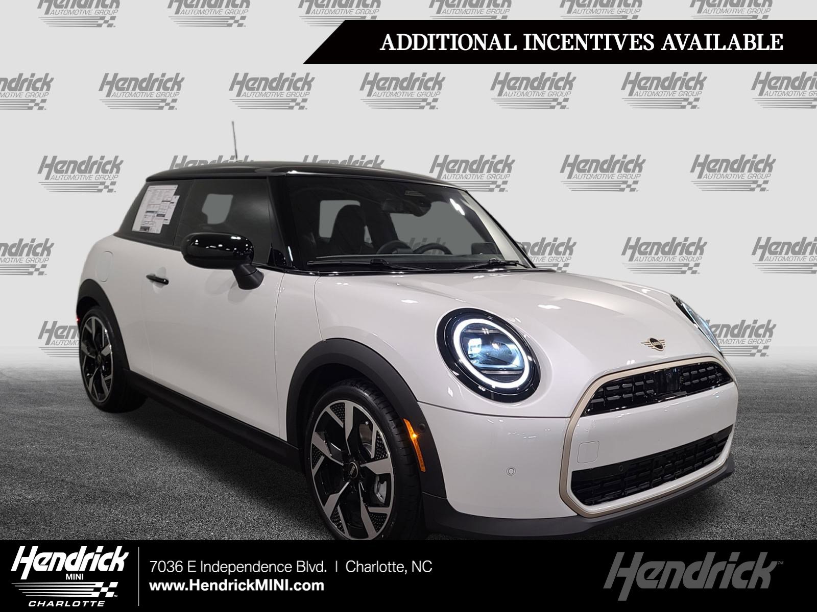 2026 MINI Hardtop's photo