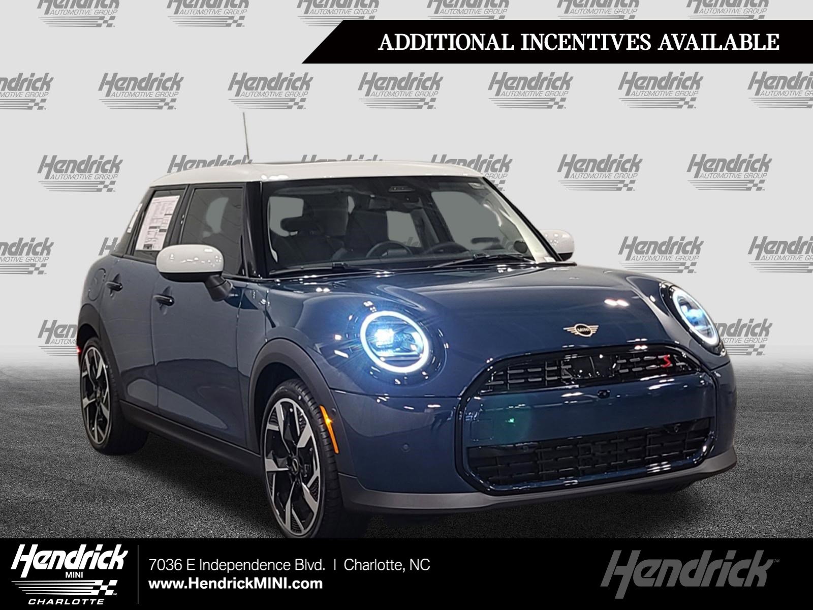 2026 MINI Hardtop Cooper S's photo