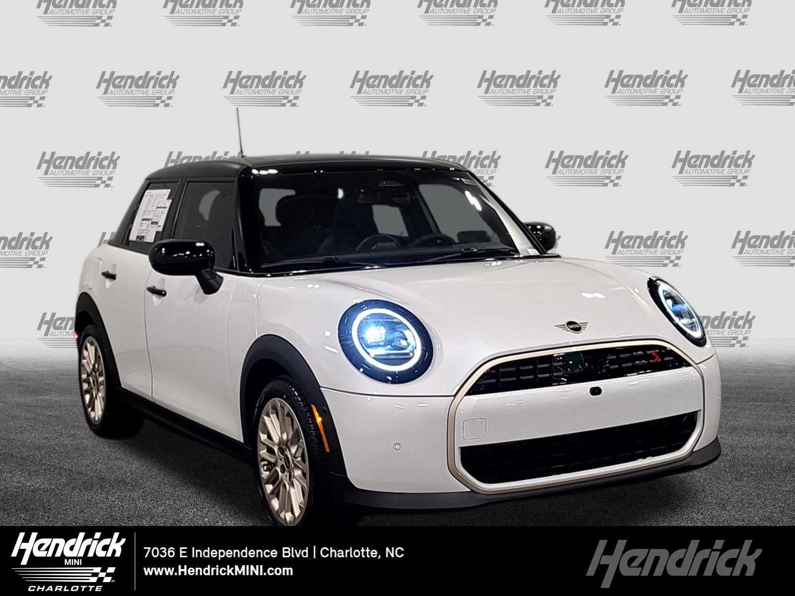 2026 MINI Hardtop Cooper S's photo