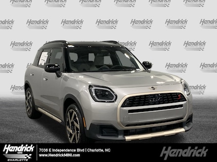 2025 MINI Countryman Signature Plus SUV