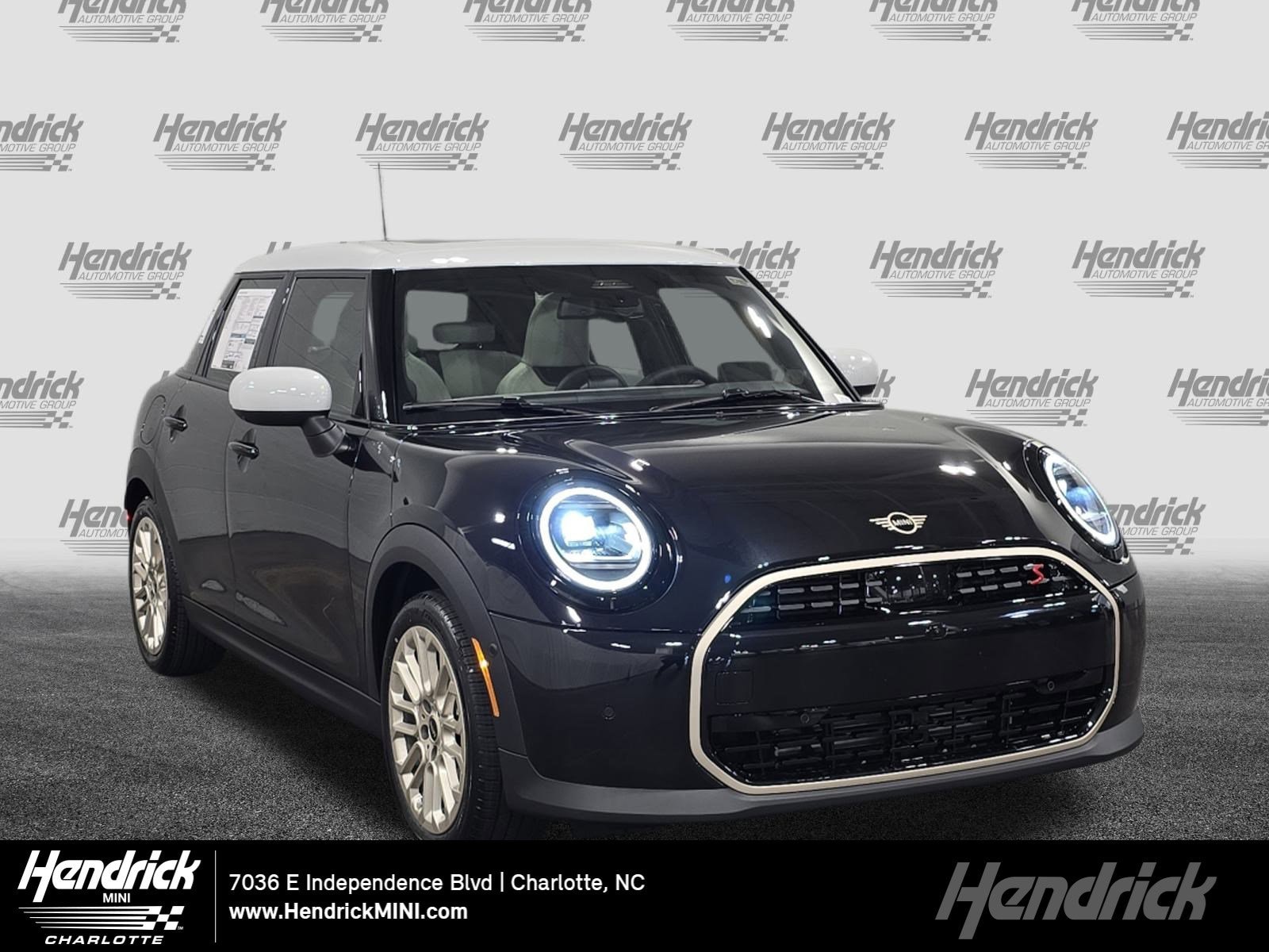 2026 MINI Hardtop 4 Door S's photo