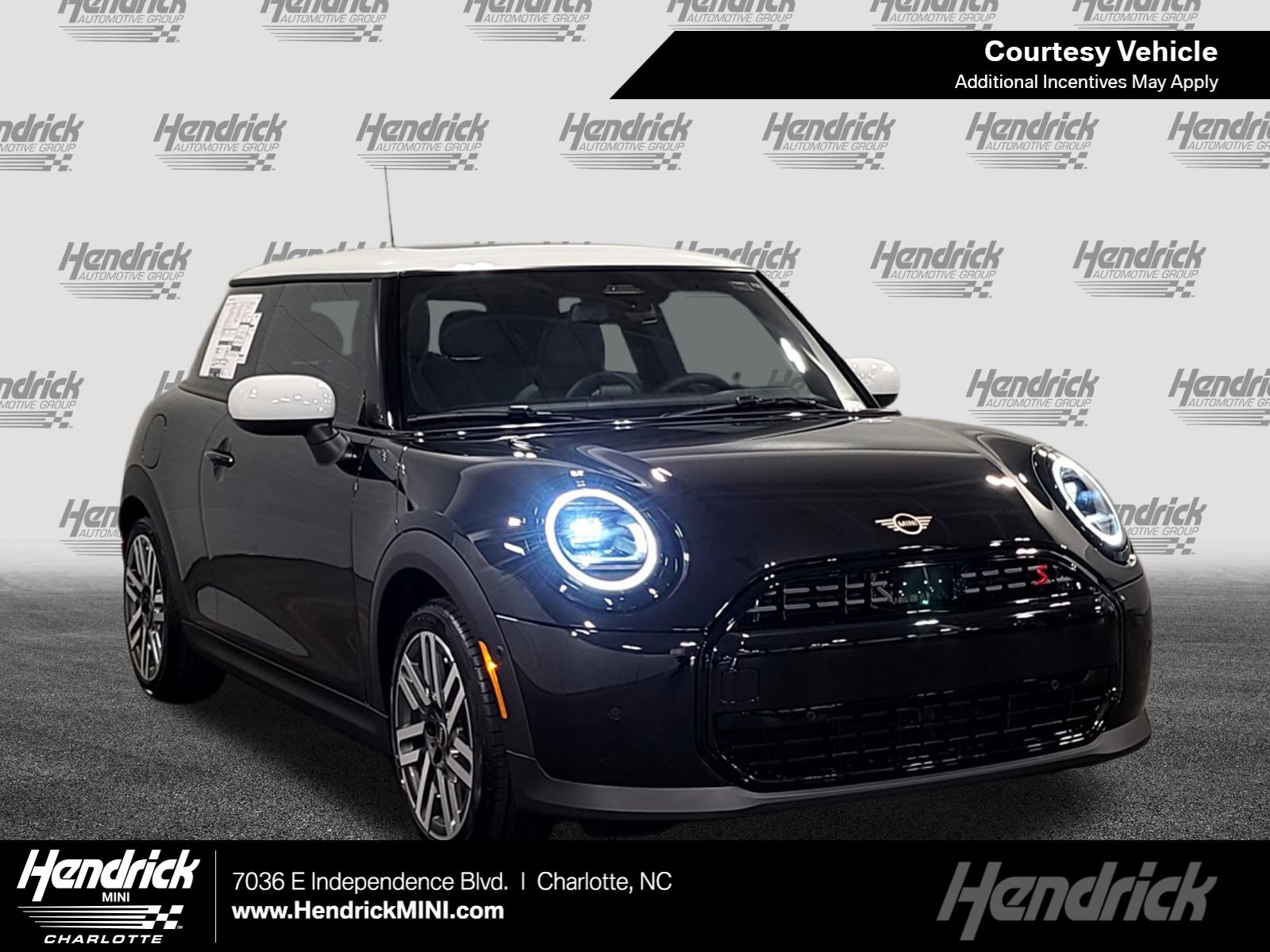 2026 MINI Hardtop Cooper S's photo