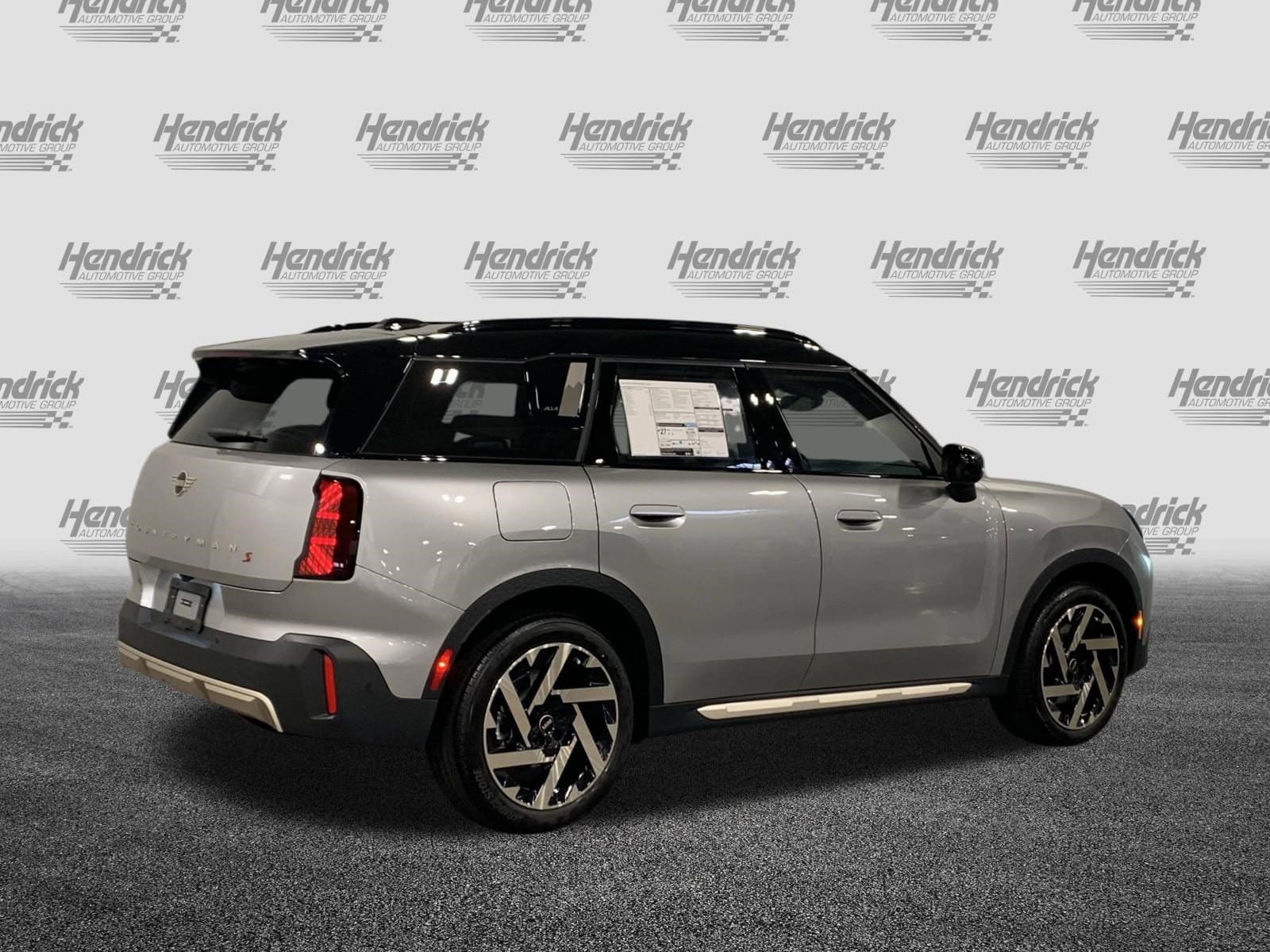2025 MINI Countryman S photo 6