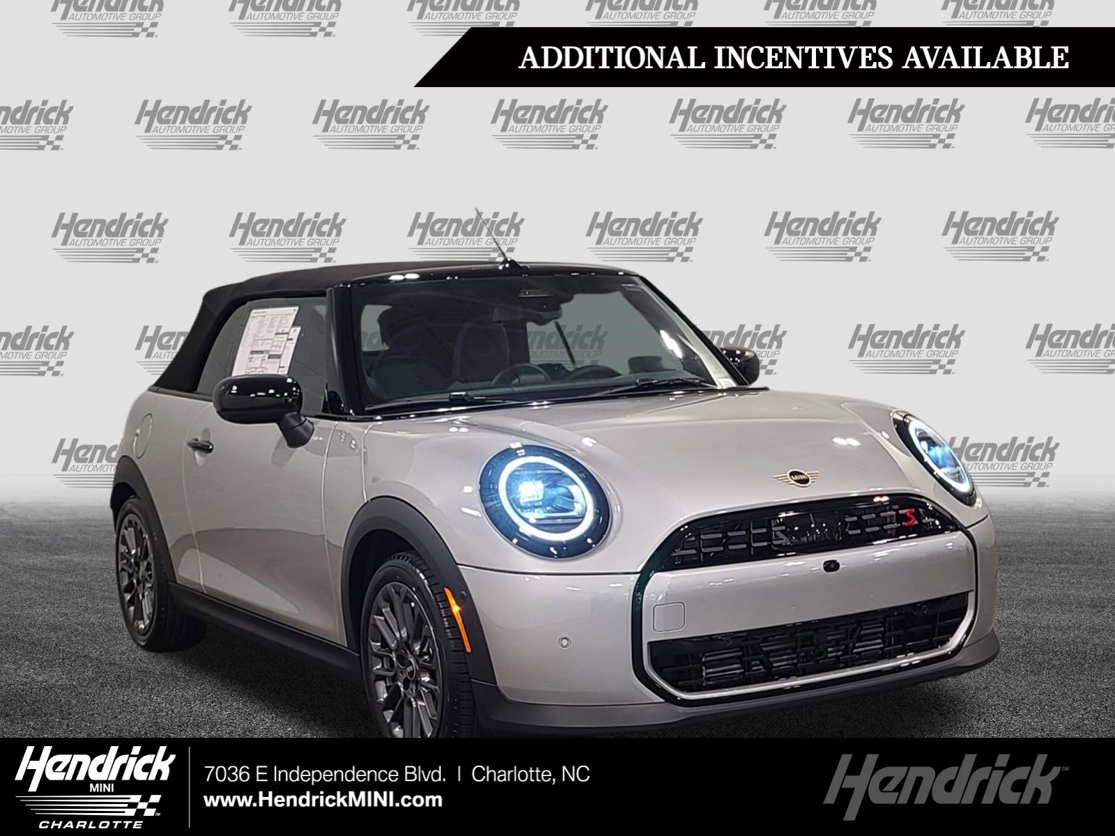 2026 MINI Convertible Cooper S's photo