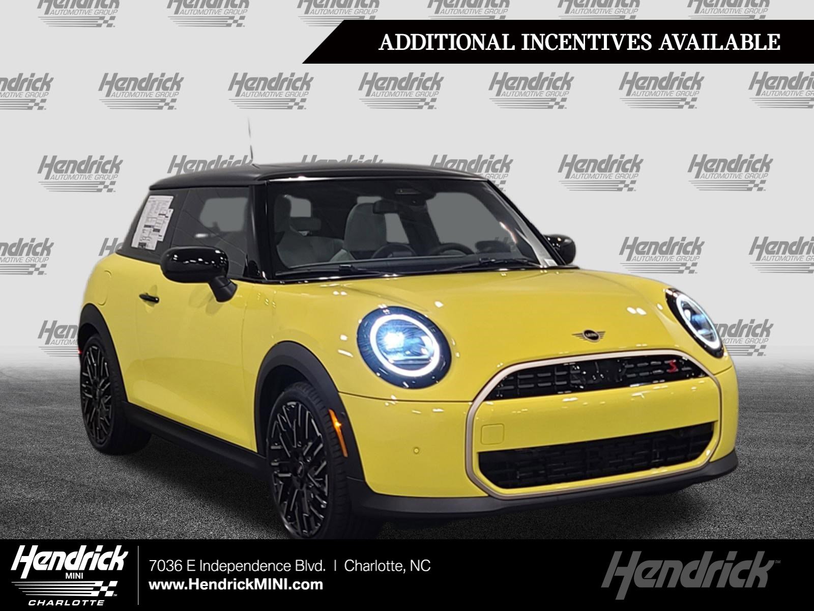2026 MINI Hardtop Cooper S's photo