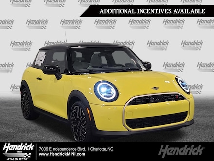 2026 MINI 2 Door Signature Plus Hatchback