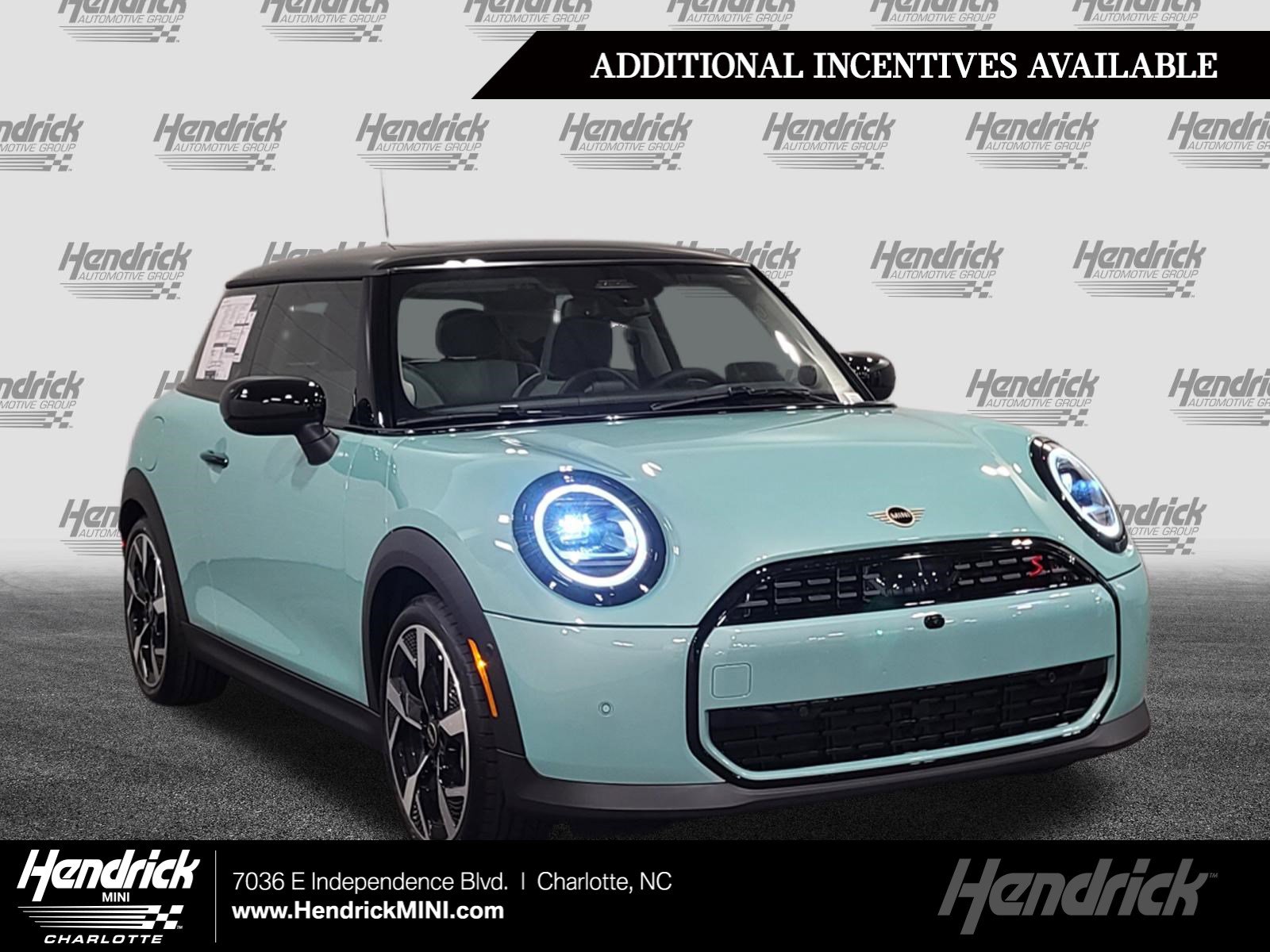 2026 MINI Hardtop Cooper S's photo