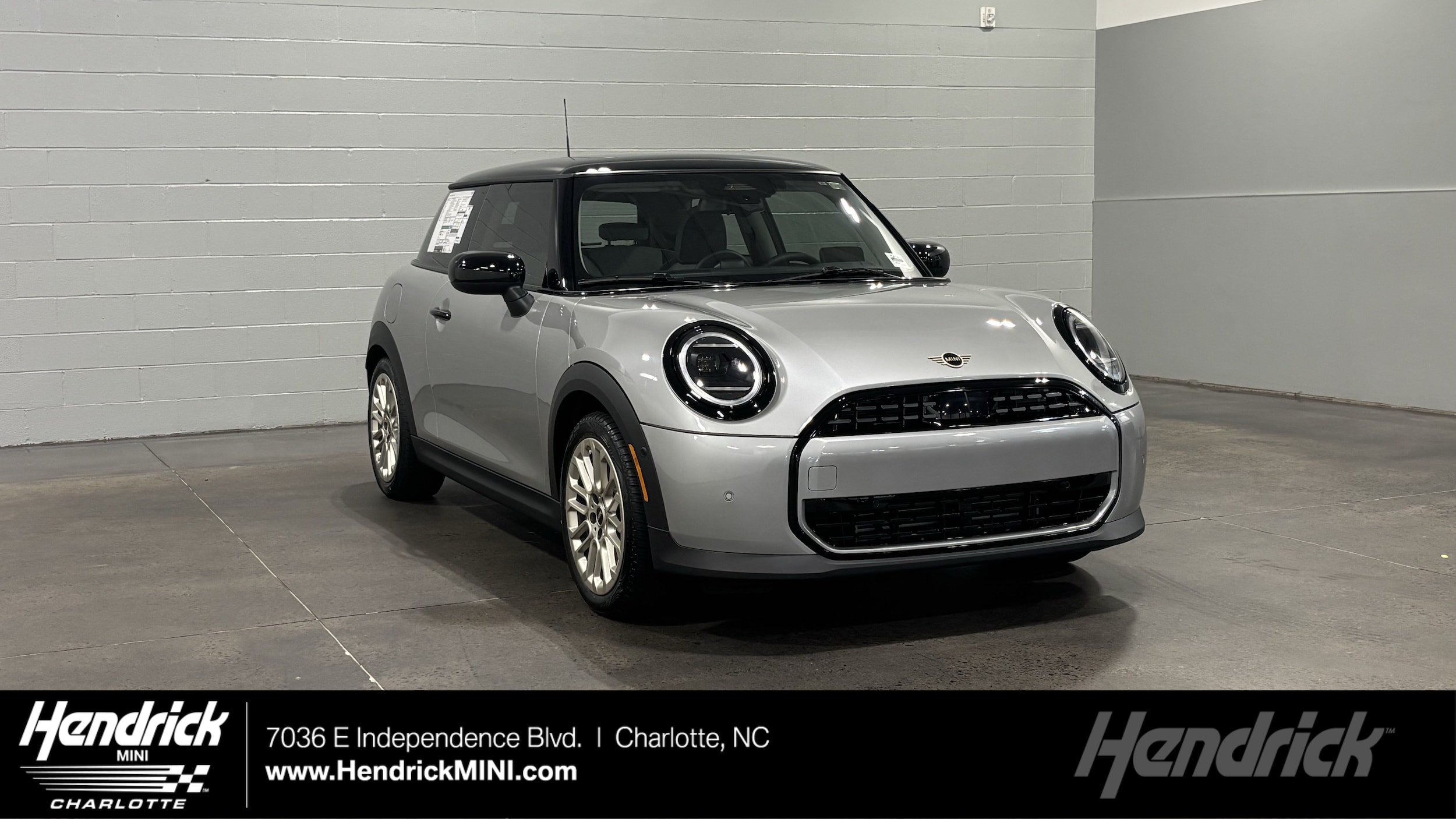 2026 MINI Hardtop's photo