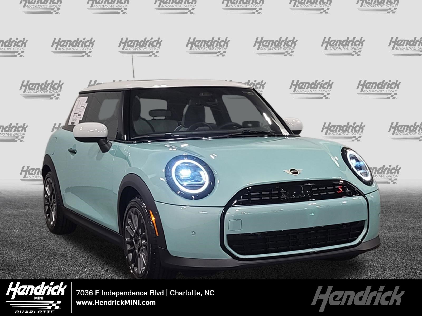 2026 MINI Hardtop Cooper S's photo