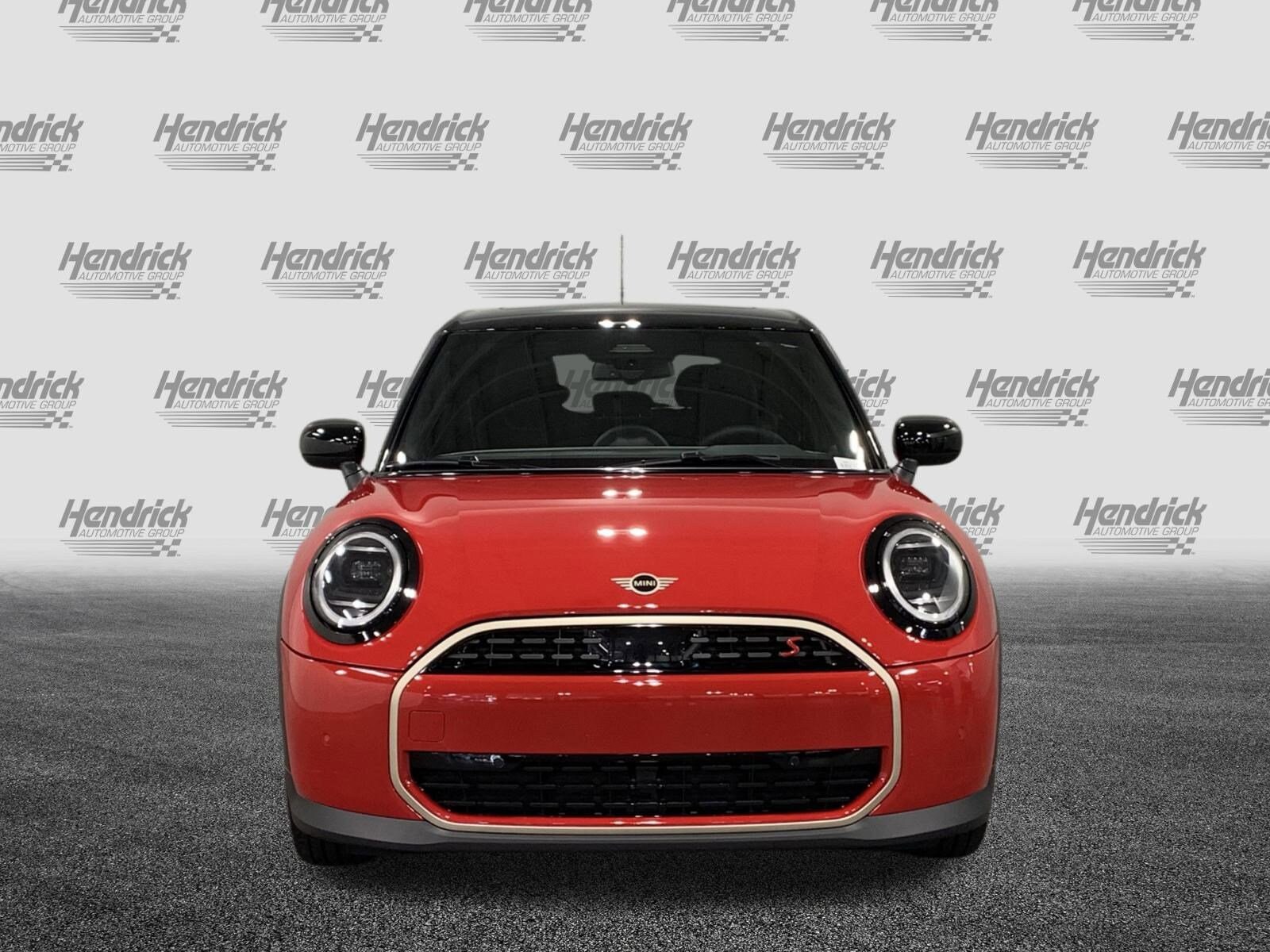 2025 Mini Cooper 4 Door Hardtop S photo 2
