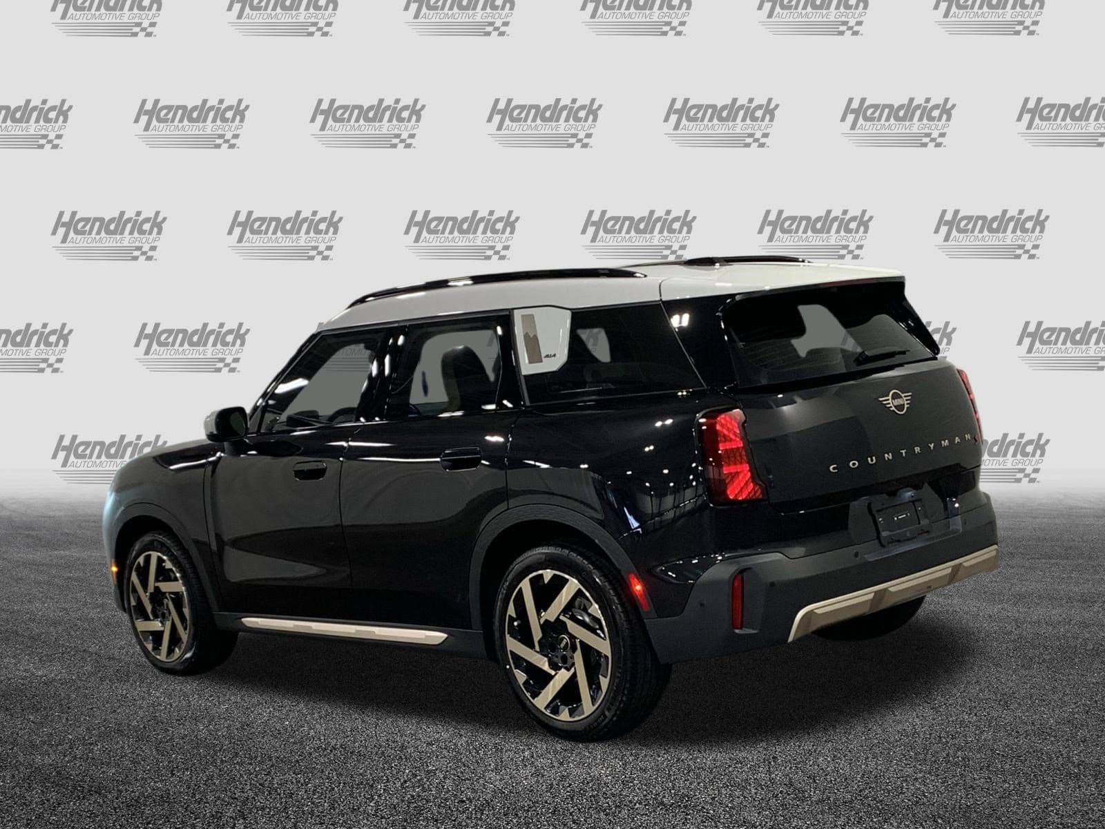 2025 MINI Countryman S photo 4