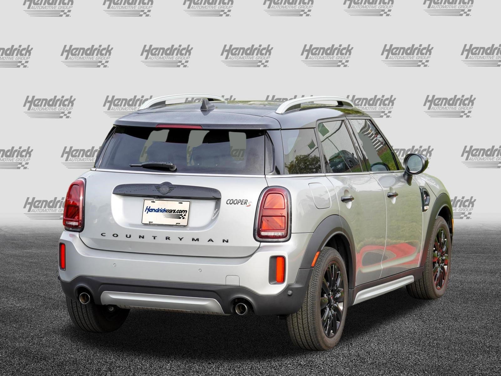 2024 MINI Countryman Cooper S photo 3