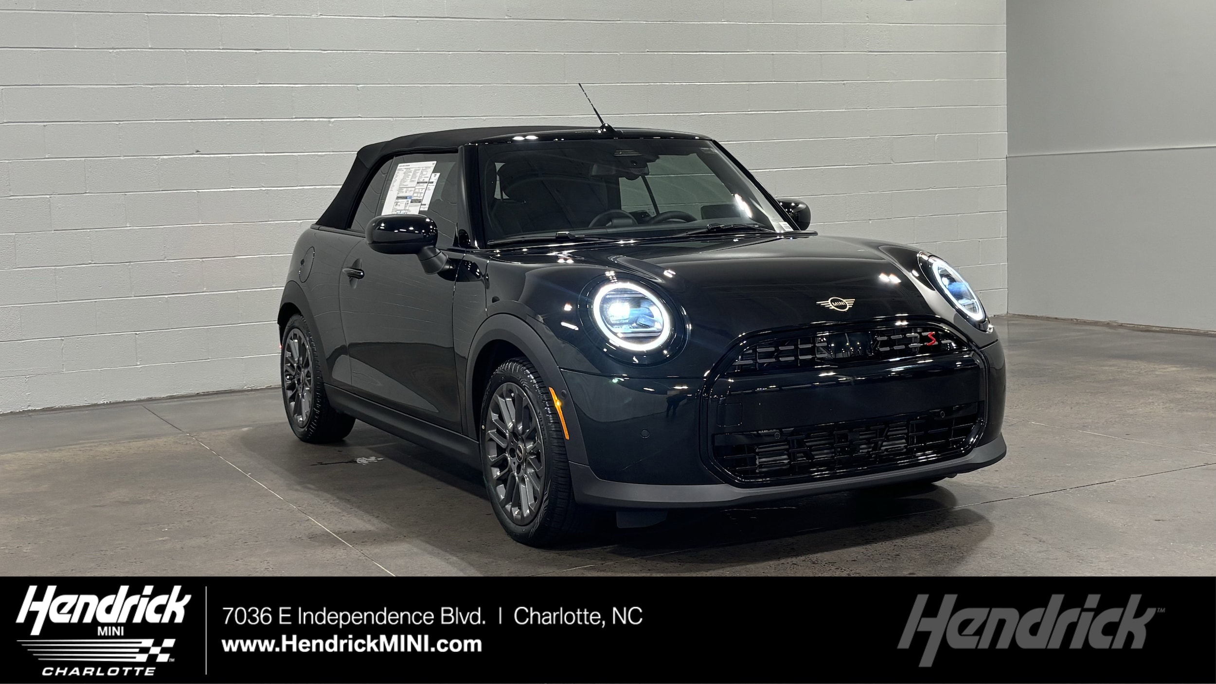 2026 MINI Convertible Cooper S's photo