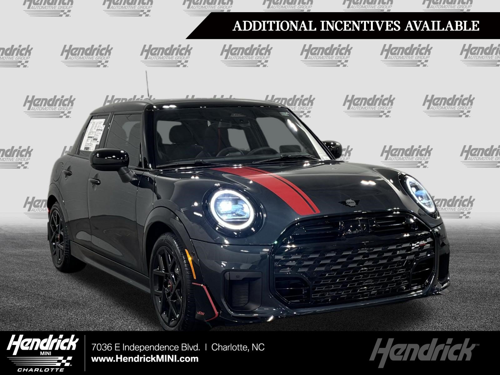 2026 MINI Hardtop Cooper S's photo