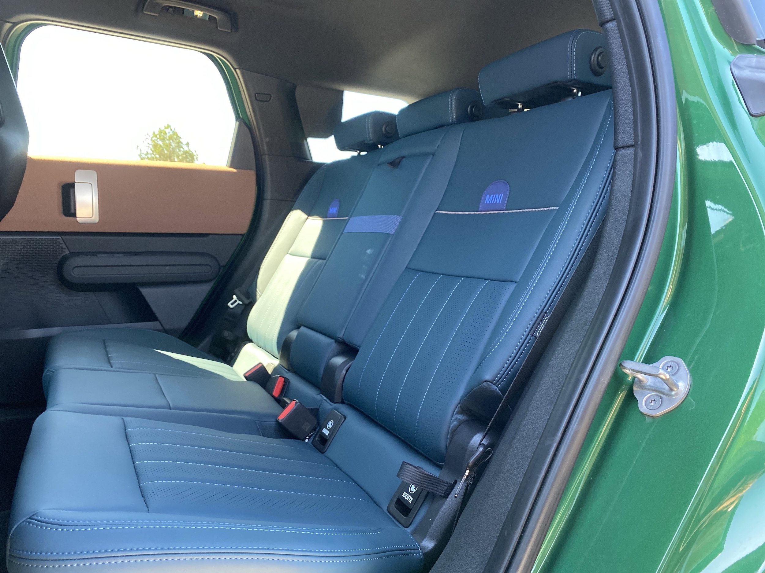 2025 MINI Countryman S photo 3