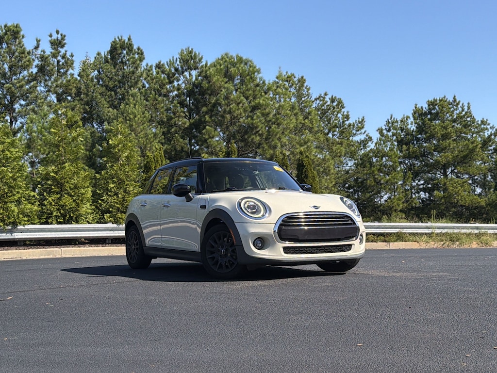 Used 2021 MINI Hardtop 4 Door Cooper Hatchback
