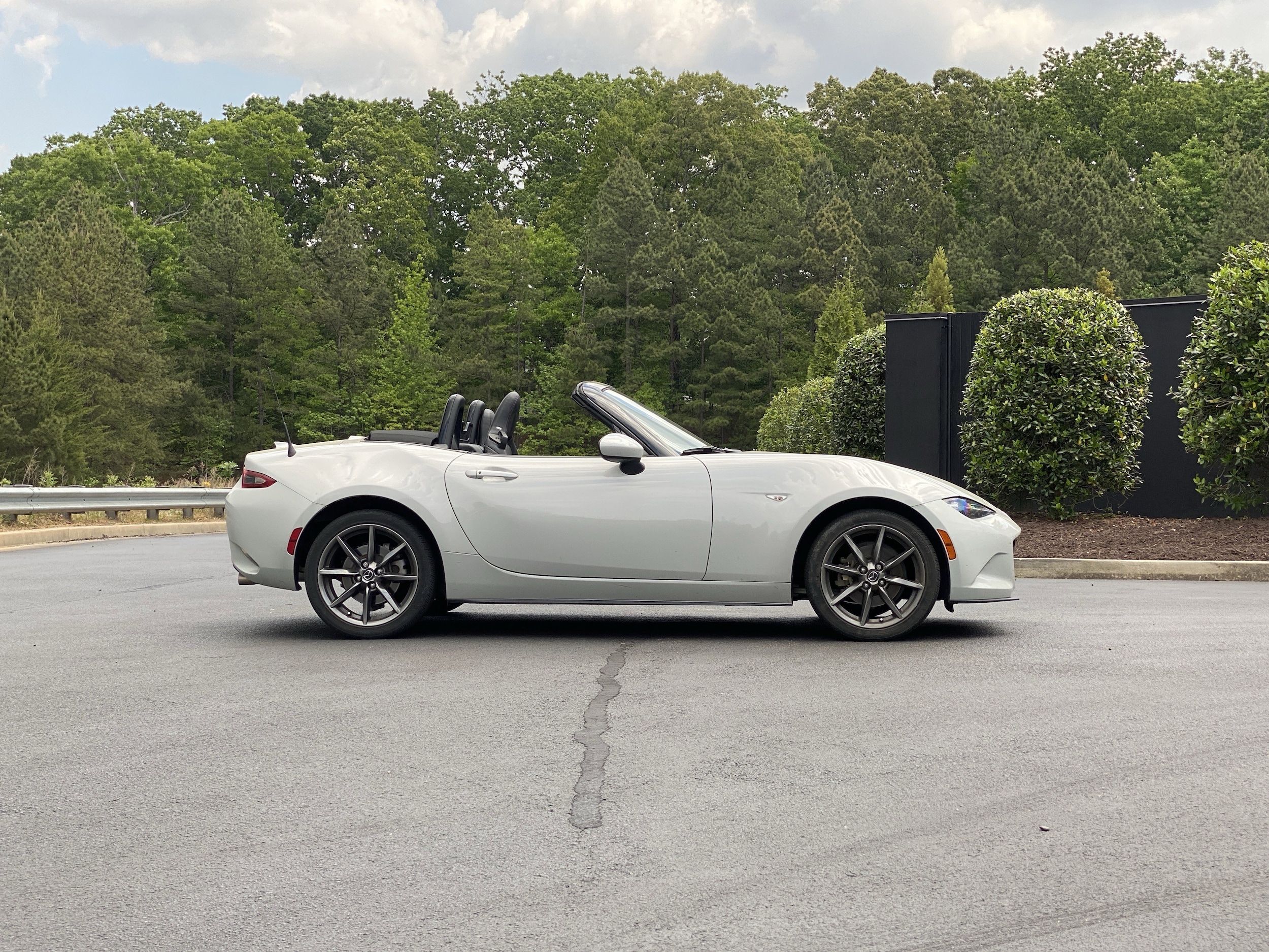 2016 Mazda MX-5 Miata Grand Touring photo 4
